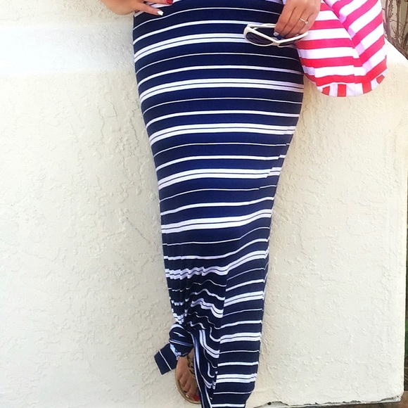 Maxi Dress - Picture 4 of 4